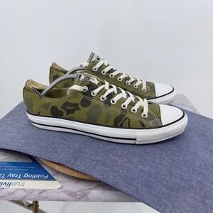 Converse Chuck Taylor All Star Sneakers Men 11 Women 13 Green Camo Low Top